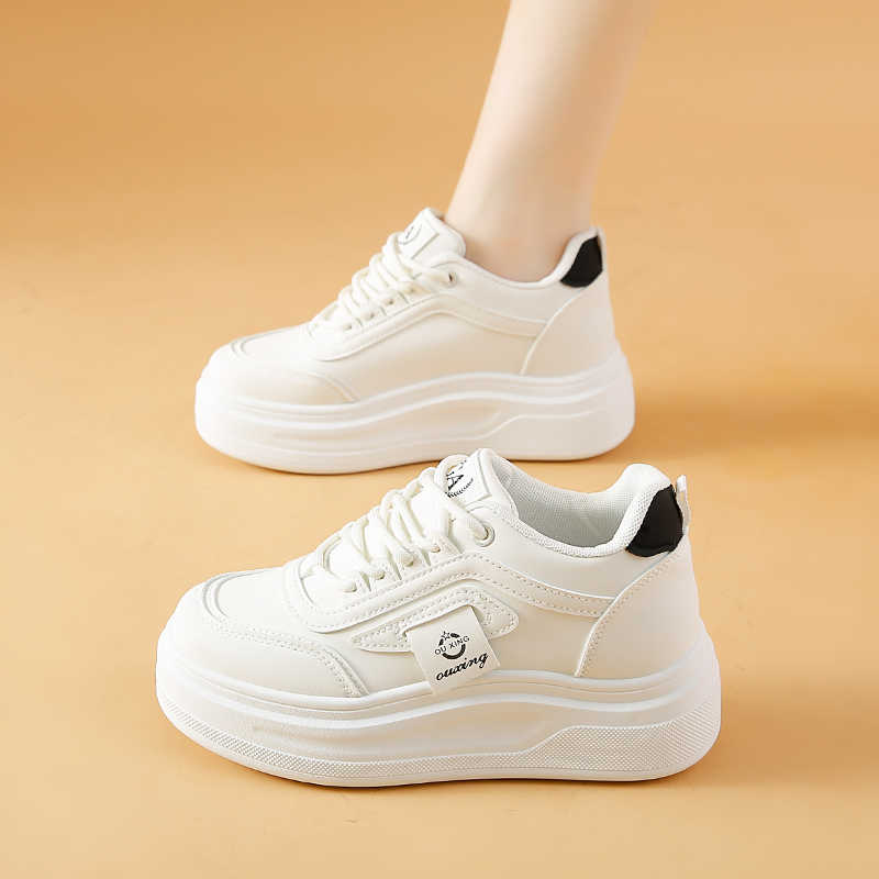 Women'S Shoes To Buy - 라운드 풋 펀칭 스쿨 여성 신발